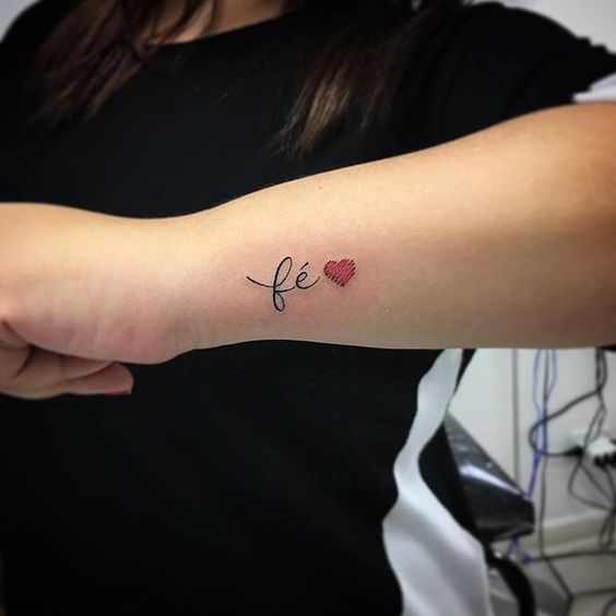 Tatuagens escrito fé (9)