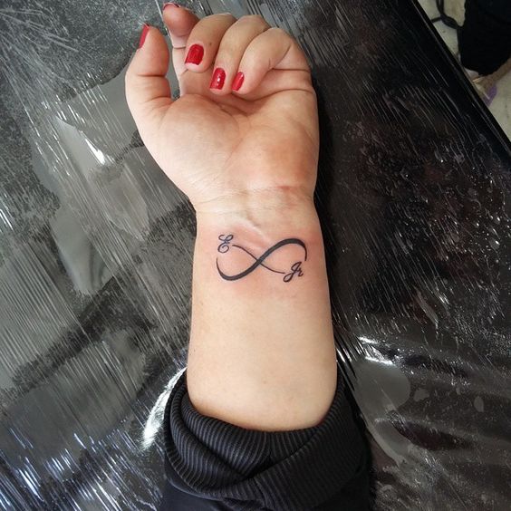 Tatuagens símbolo do infinito (4)