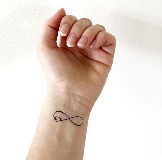 Tatuagens símbolo do infinito (6)